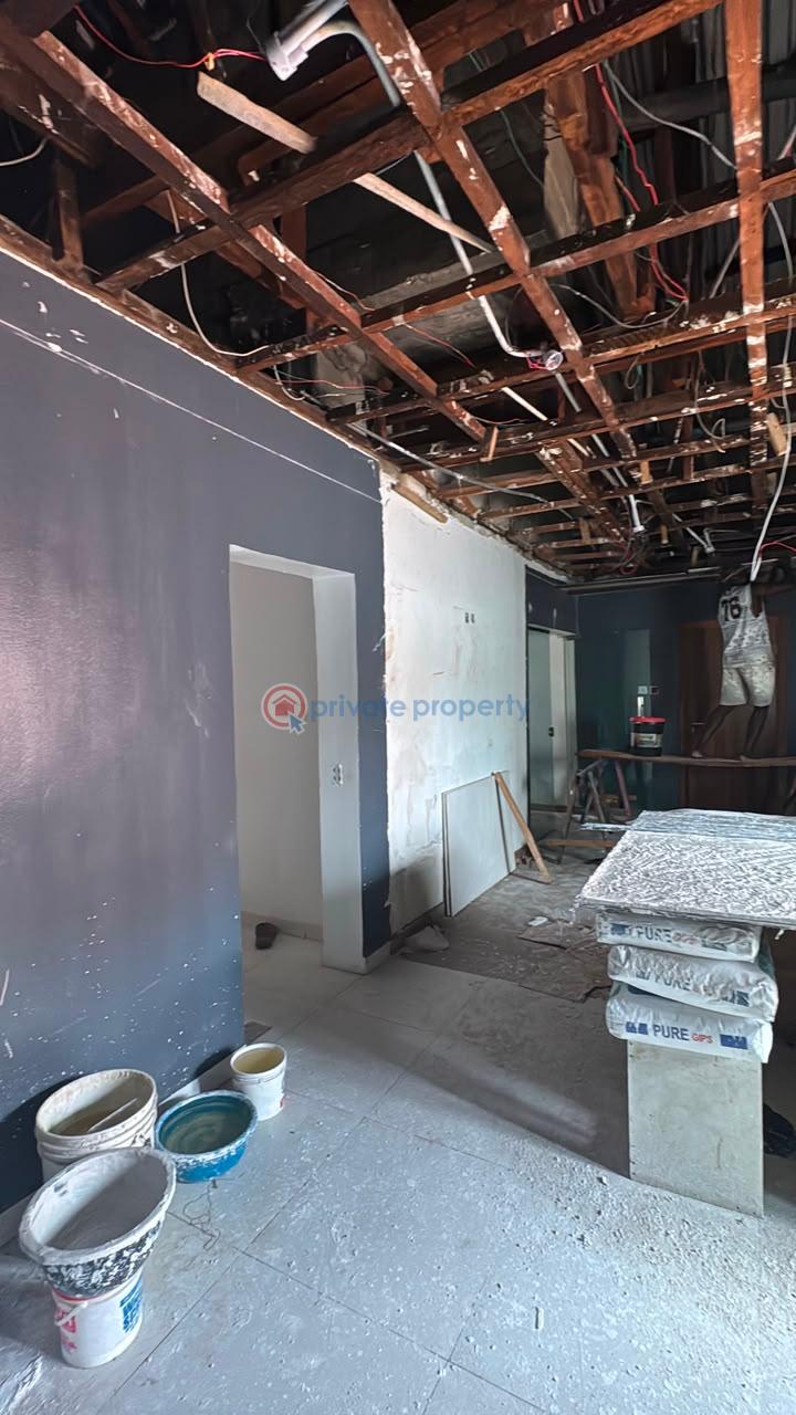 Commercial Property For Rent Victoria Island Lagos - 5