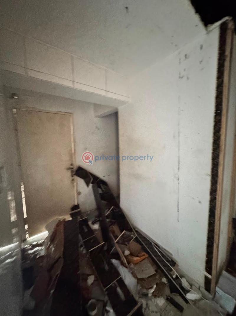 Commercial Property For Rent Victoria Island Lagos - 4
