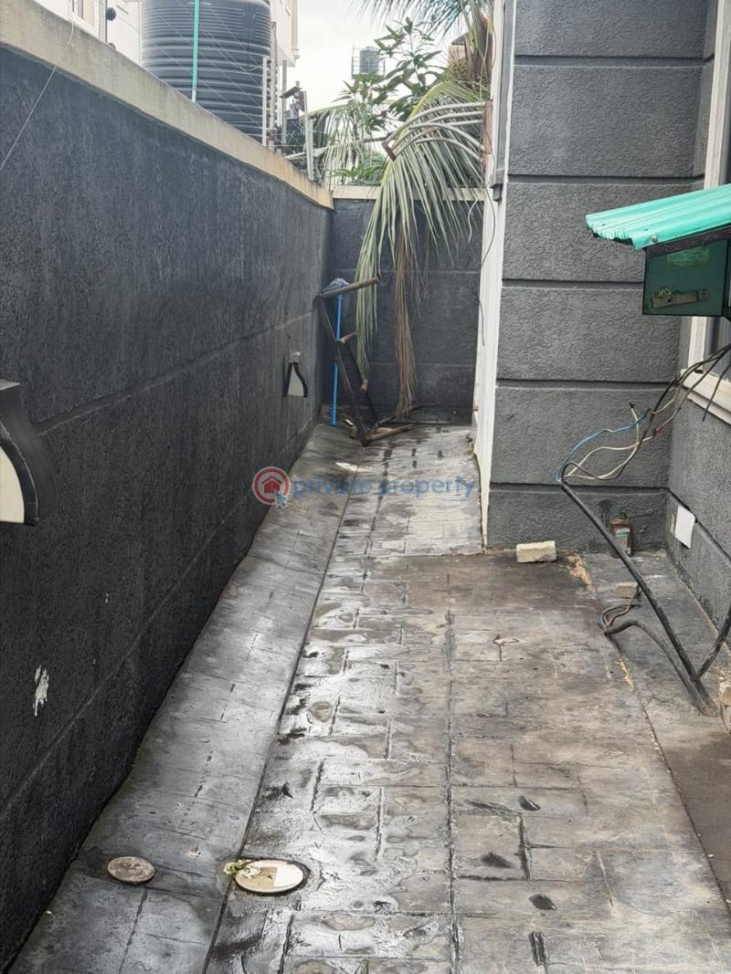 4 bedroom Semi detached Duplex For Rent Off Freedom Way, Ikate Lekki Lagos - 4
