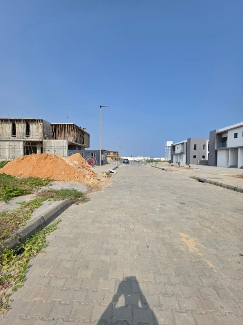 Residential Land For Sale Maiyegun Beach Estate Jakande Lekki Phase 1 Lagos - 0