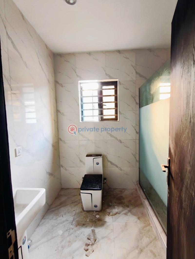 4 bedroom Semi detached Duplex For Sale Maryland Lagos - 8
