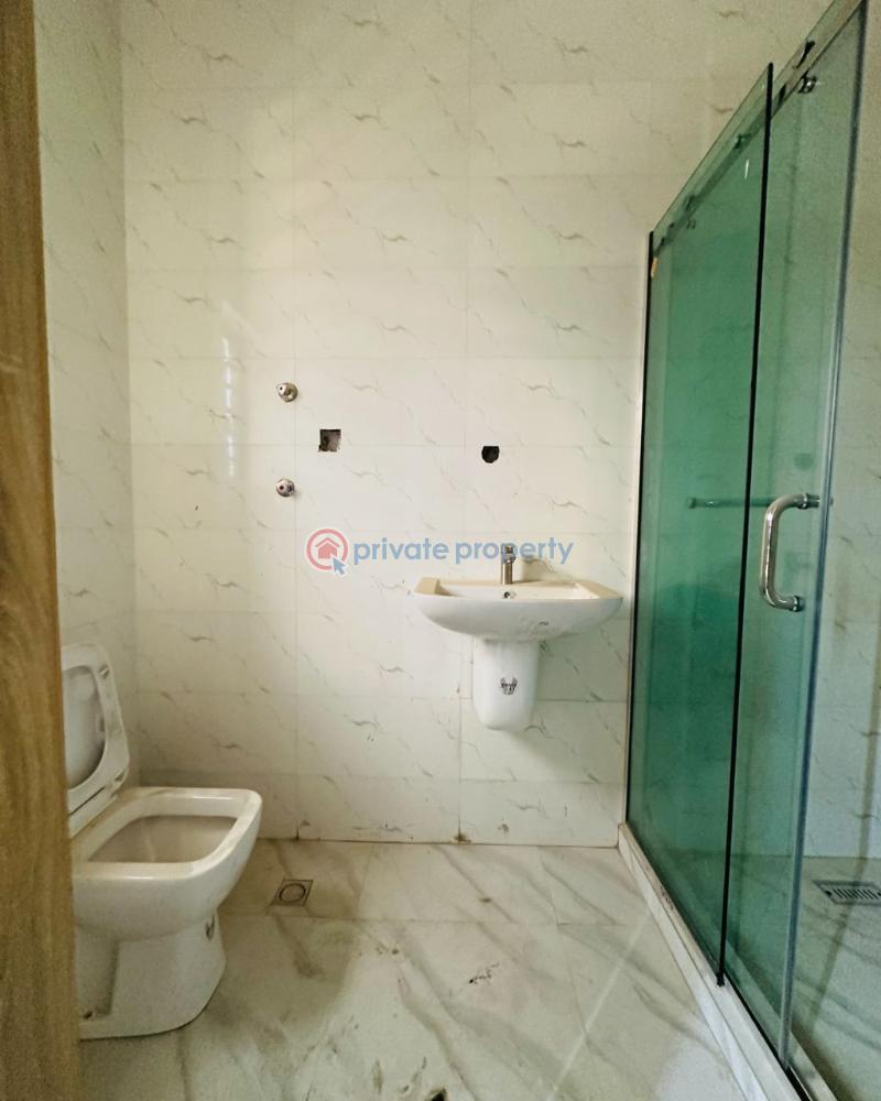 5 bedroom Detached Duplex For Sale Omole Phase 2 Ojodu Lagos - 4