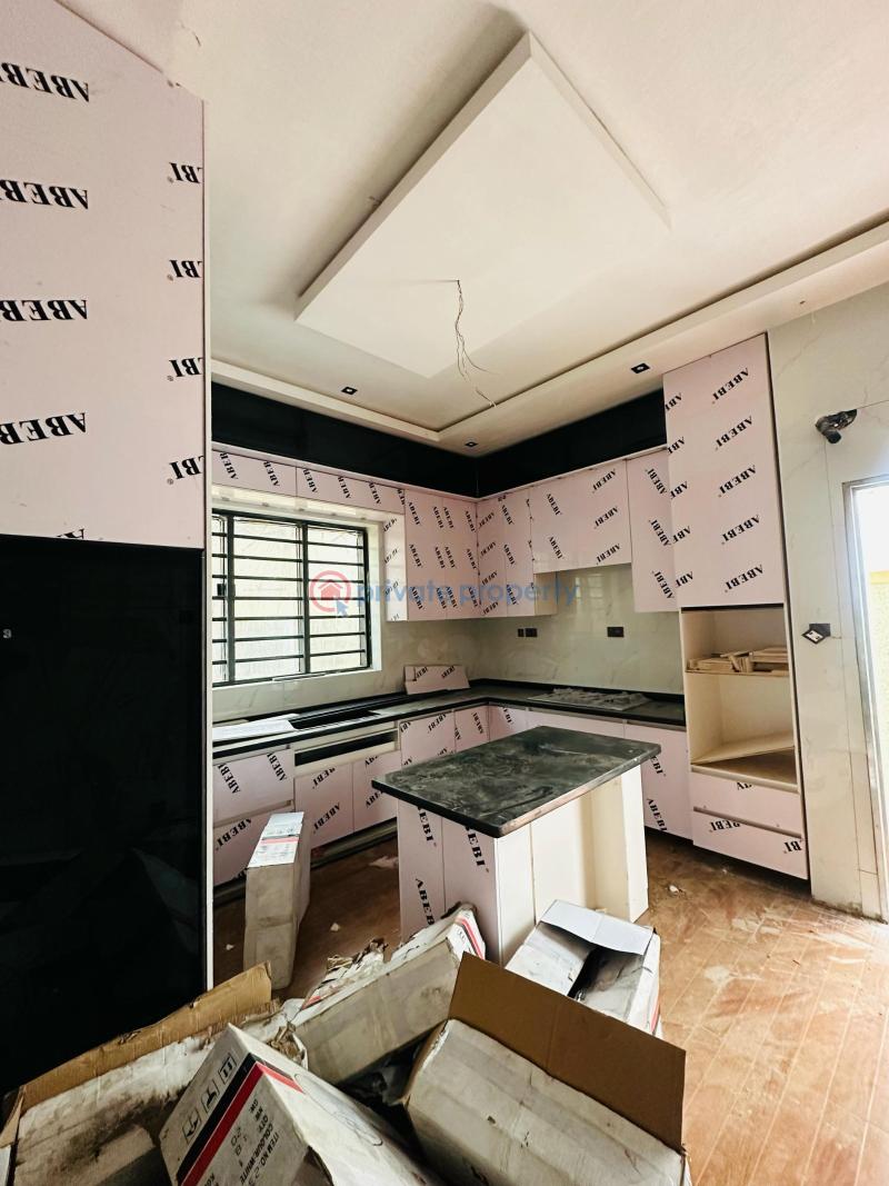 5 bedroom Detached Duplex For Sale Omole Phase 2 Ojodu Lagos - 4