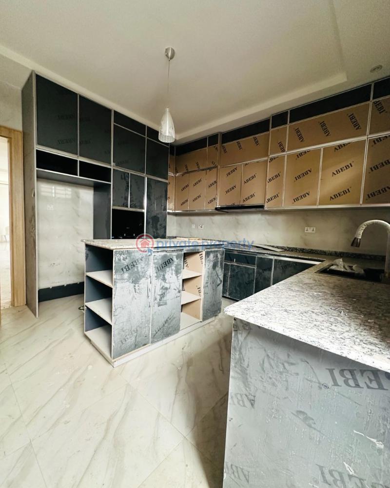 5 bedroom Detached Duplex For Sale Omole Phase 2 Ojodu Lagos - 2
