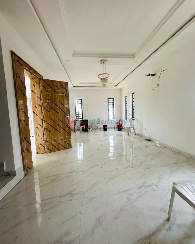 5 bedroom Detached Duplex For Sale Omole Phase 2 Ojodu Lagos - 1