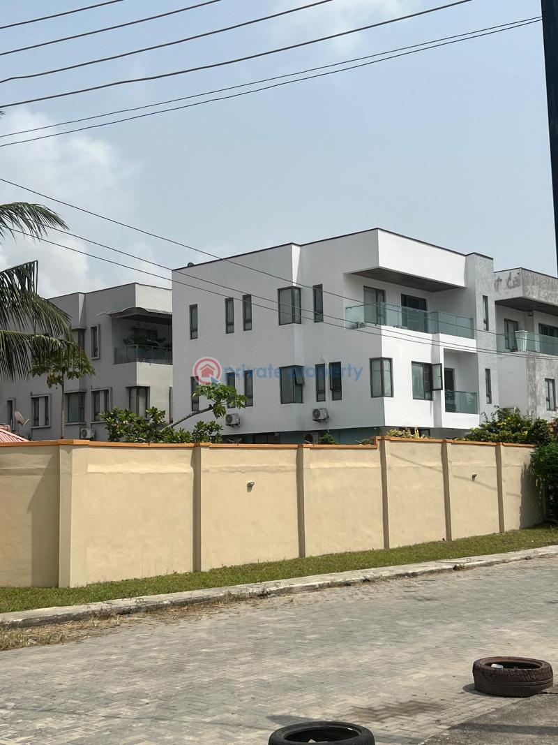 5 bedroom Detached Duplex For Rent Off Ayinde Akinmade Off Admiralty Way Lekki Phase 1 Lagos