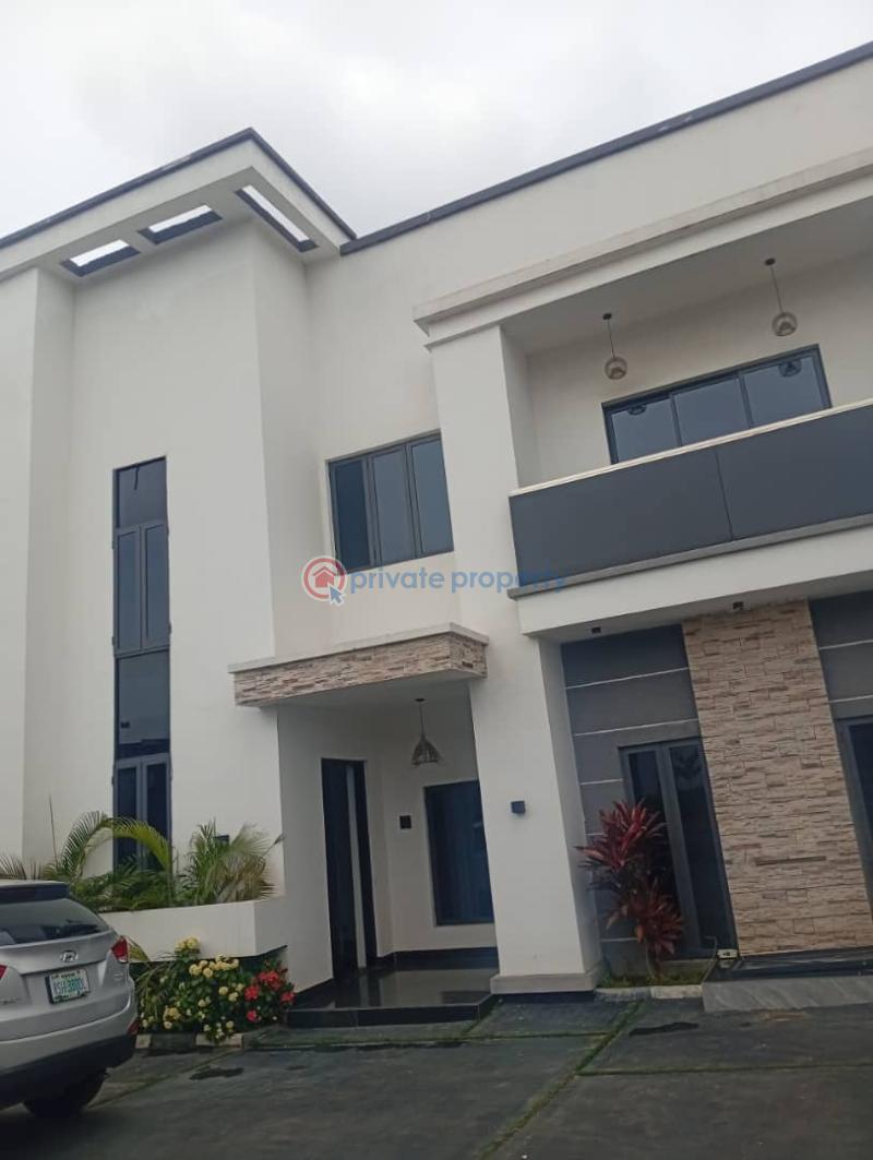 5 bedroom Terrace For Sale Guzape Abuja Phase 1 
