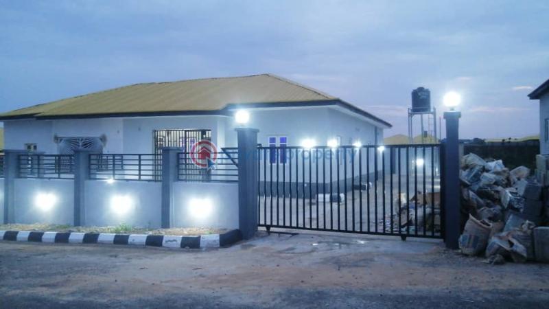 3 bedroom Semi detached Bungalow For Rent Property Address 3 Bed Semi Detached Prince Court Phase 2 Kemta Iyana Mortuary Abeokuta Ogun - 0