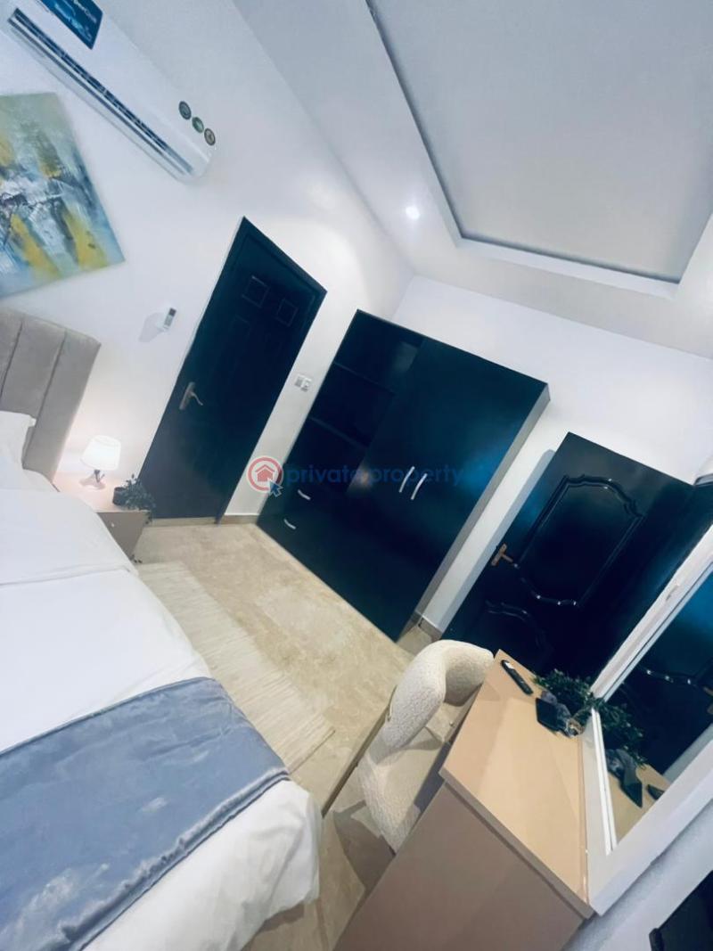Newly renovated 2bedroom fully serviced and furnished apartment in vi proper - 1 2 bedroom Block Of Flats For Rent Vi Proper Victoria Island Lagos - 1