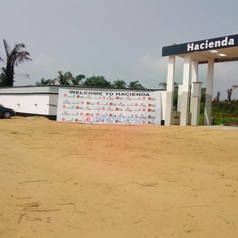 Land For Sale Hacienda Estate Orofun Community Eleko Along The Highway Leading To Dangote Refinery And Lekki Free Trade Zone With People Already Occupaying The Area Ibeju-Lekki Lagos - 1
