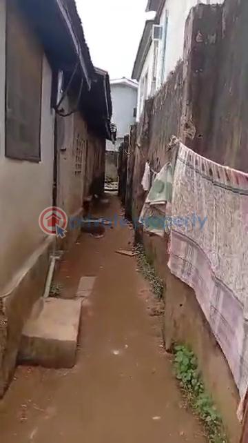 House For Sale Oluwaga Ipaja Lagos Ipaja Lagos - 1