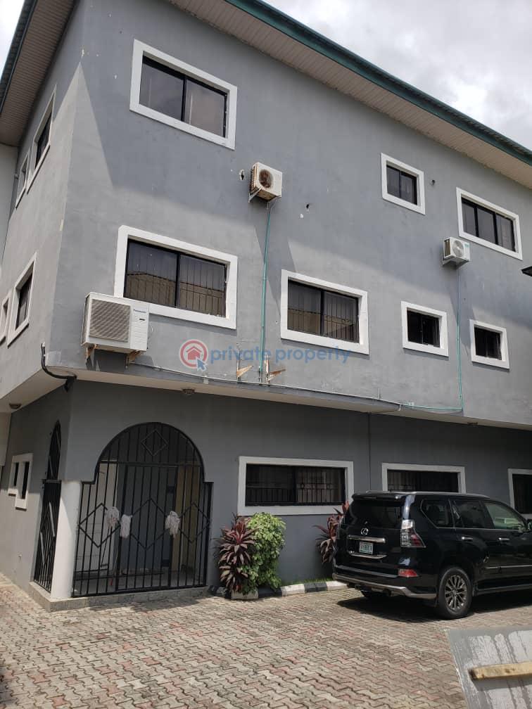 8 bedroom House For Sale Lekki Serene Location Lekki Expressway Lagos - 0