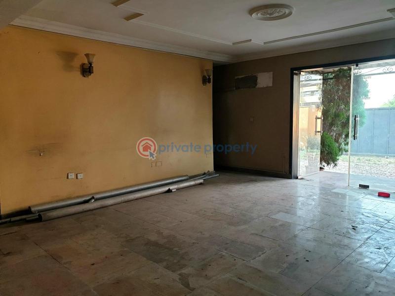 10 bedroom Hotel For Rent Ikeja GRA Lagos