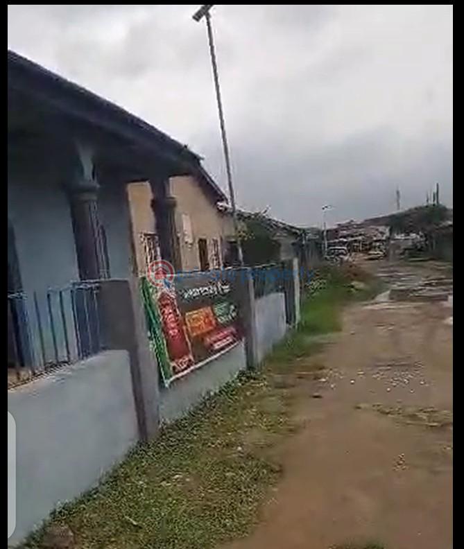 Commercial Property For Sale Pedro Somolu Bariga Lagos Bariga Shomolu Lagos - 2