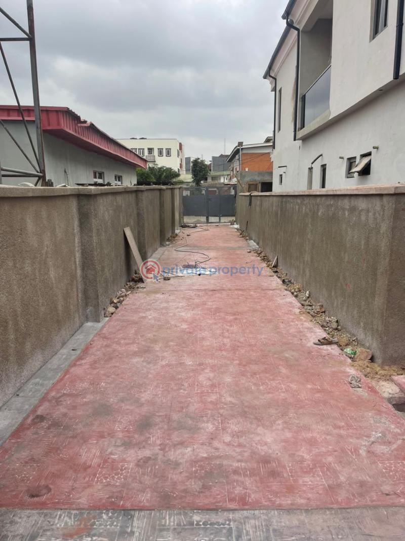 4 bedroom Detached Duplex For Sale Agbaoku Estate Opebi Ikeja Lagos - 2