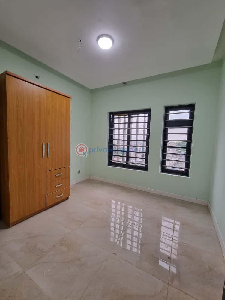 4 bedroom Semi detached Duplex For Sale Sunmola Street Mende Maryland Lagos - 4