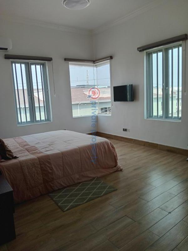 2 bedroom Block Of Flats For Sale Lekki Phase 1 Lekki Lagos - 4