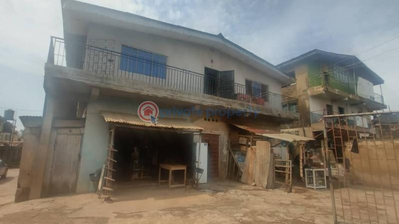 Office For Sale Monatan Road, Iyana Church Iwo Road Ibadan Oyo - 4