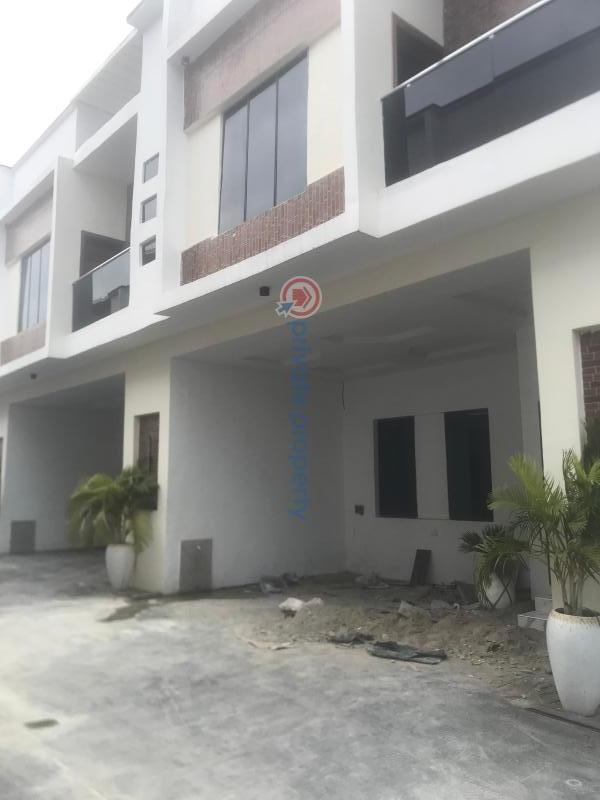 4 bedroom Terrace For Sale Admiralty Estate Igbo Efon Lekki Lagos - 0