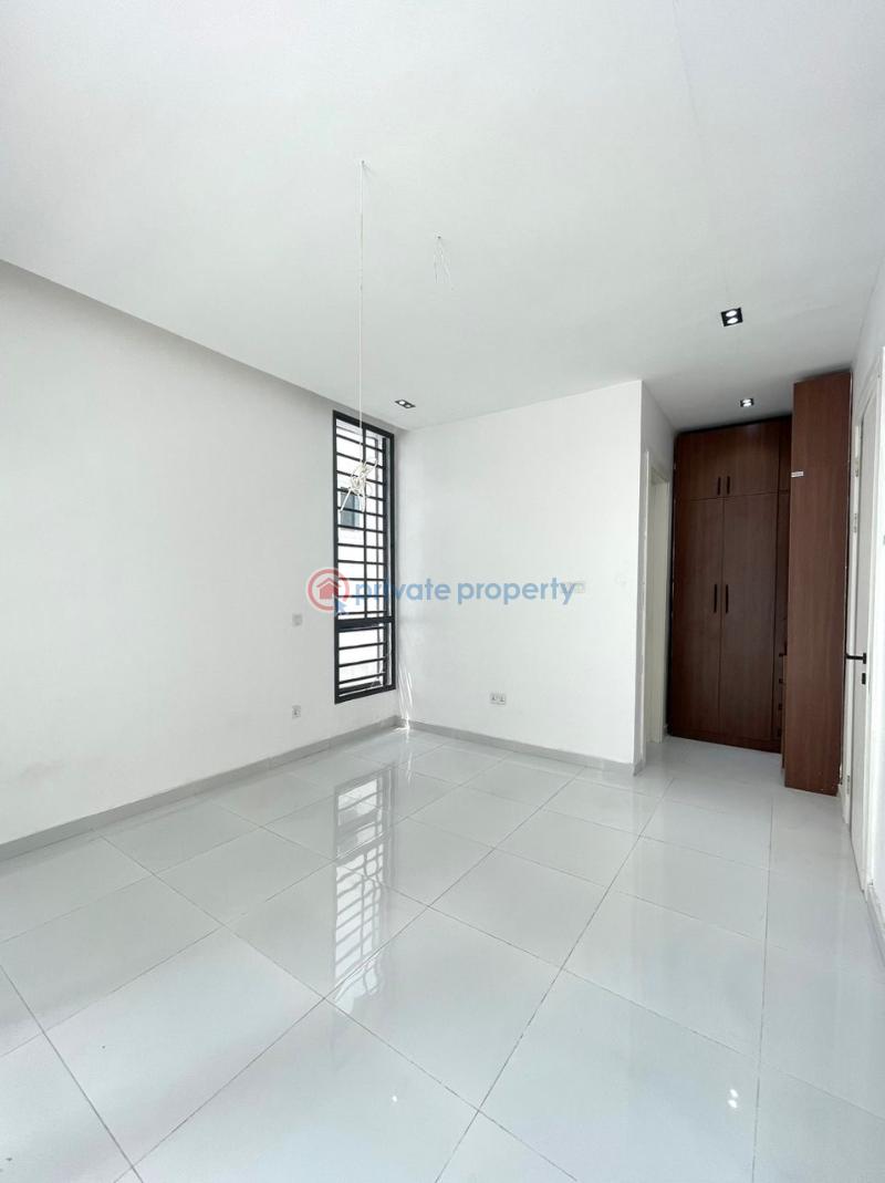 Quality luxury spacious 2 bedroom apartment with swimming pool and gym - 15 2 bedroom House For Sale Ologolo Lekki Lagos - 15