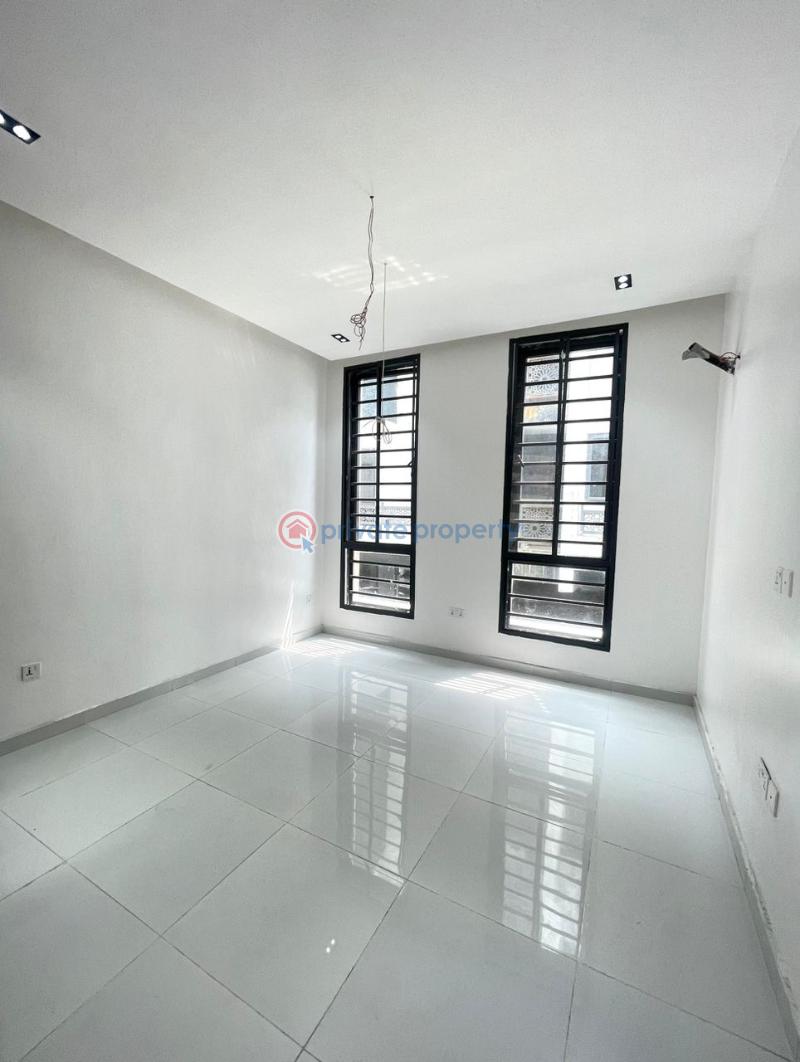 Quality luxury spacious 2 bedroom apartment with swimming pool and gym - 17 2 bedroom House For Sale Ologolo Lekki Lagos - 17