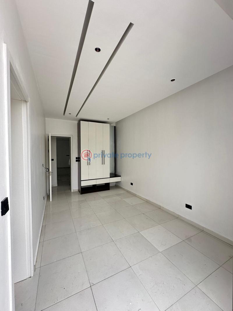 Quality spacious 2 bedroom apartment with reception office, gym, elevator - 11 2 bedroom House For Sale Victoria Island Lagos - 11