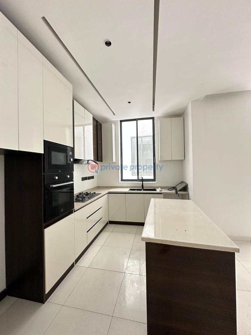 Quality spacious 2 bedroom apartment with receptionist office, swimming pool, gym and elevator - 6 2 bedroom House For Sale Victoria Island Lagos - 6