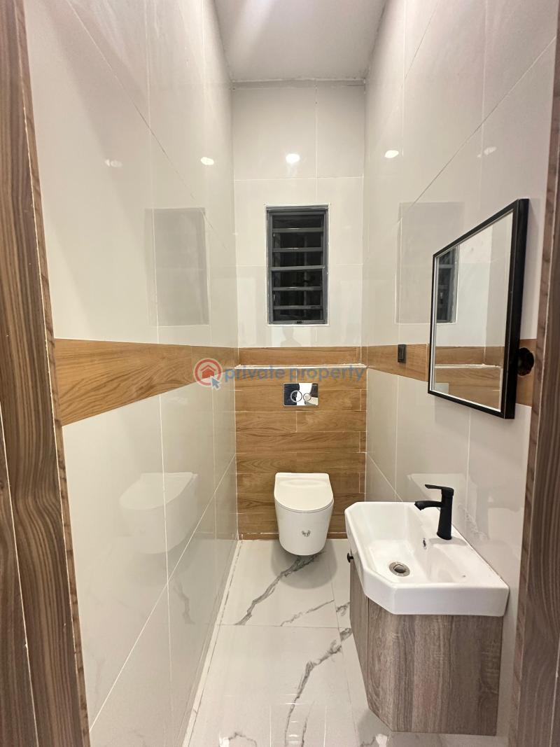 Quality spacious luxury 2 bedroom apartment - 5 2 bedroom Block Of Flats For Sale Lekki 1 Lekki Phase 1 Lagos - 5