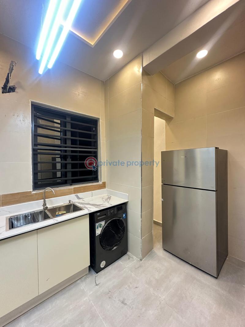 Quality spacious luxury 2 bedroom apartment - 4 2 bedroom Block Of Flats For Sale Lekki 1 Lekki Phase 1 Lagos - 4