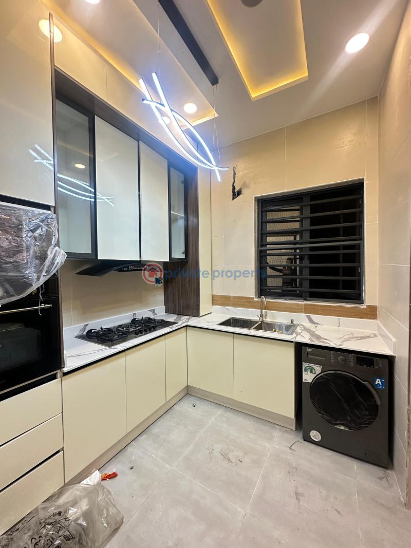 Quality spacious luxury 2 bedroom apartment with receptionist office swimming pool and elevator - 11 2 bedroom House For Sale Lekki Phase 1 Lagos - 11