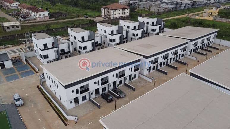 3 bedroom Block Of Flats For Sale Ofada Mowe Ogun area  - 2