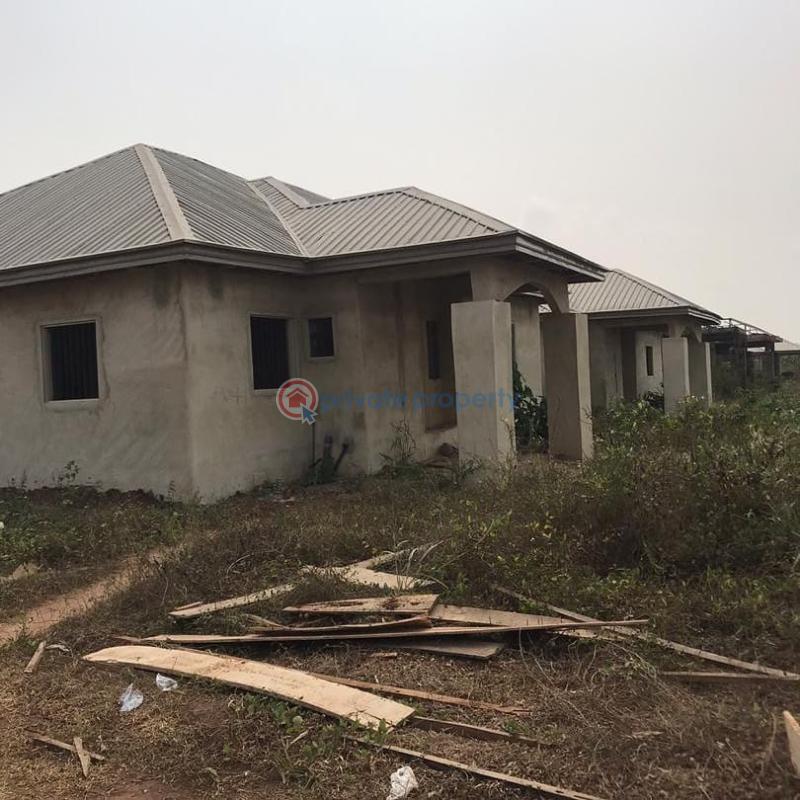 For sale Bungalow Queens Estate Amakamma Umuahia Abia State Umuahia