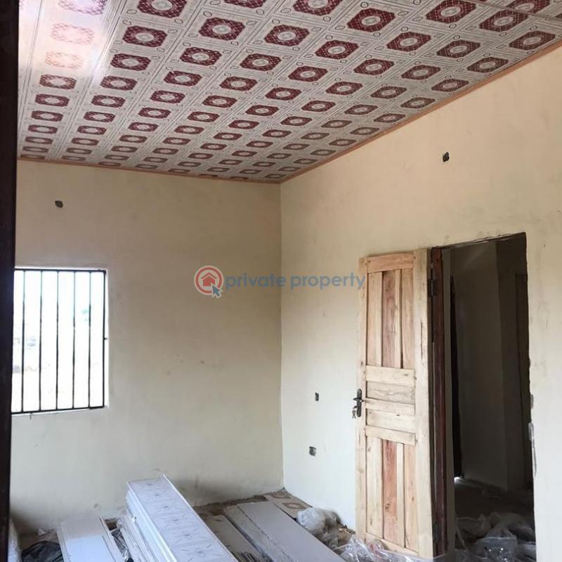 For sale Bungalow Queens Estate Amakamma Umuahia Abia State Umuahia