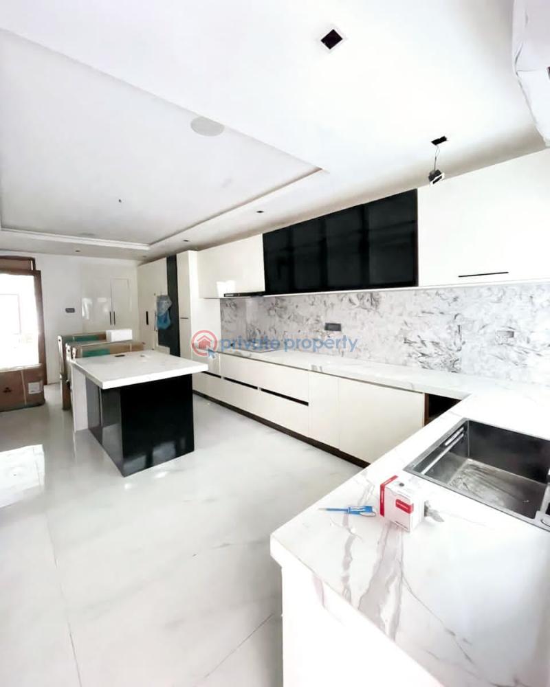 5 bedroom Detached Duplex For Sale Lekki Phase 1 Lekki Lagos - 3