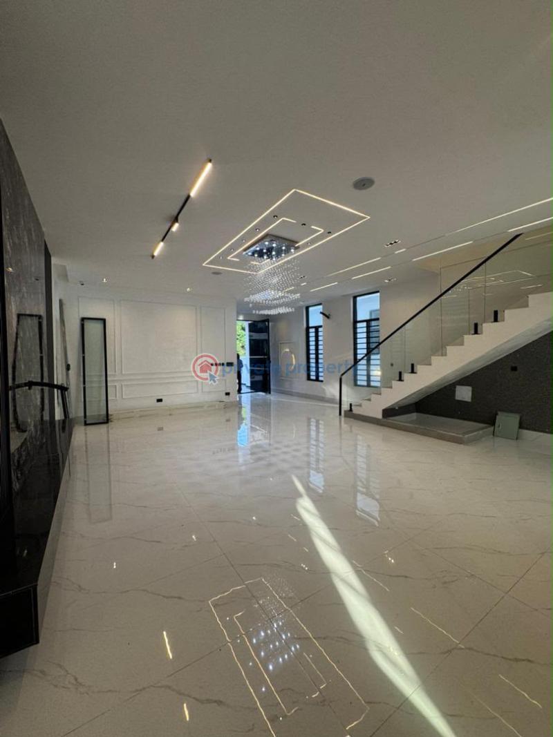 5 bedroom Detached Duplex For Sale Chevron Lekki Lagos - 9