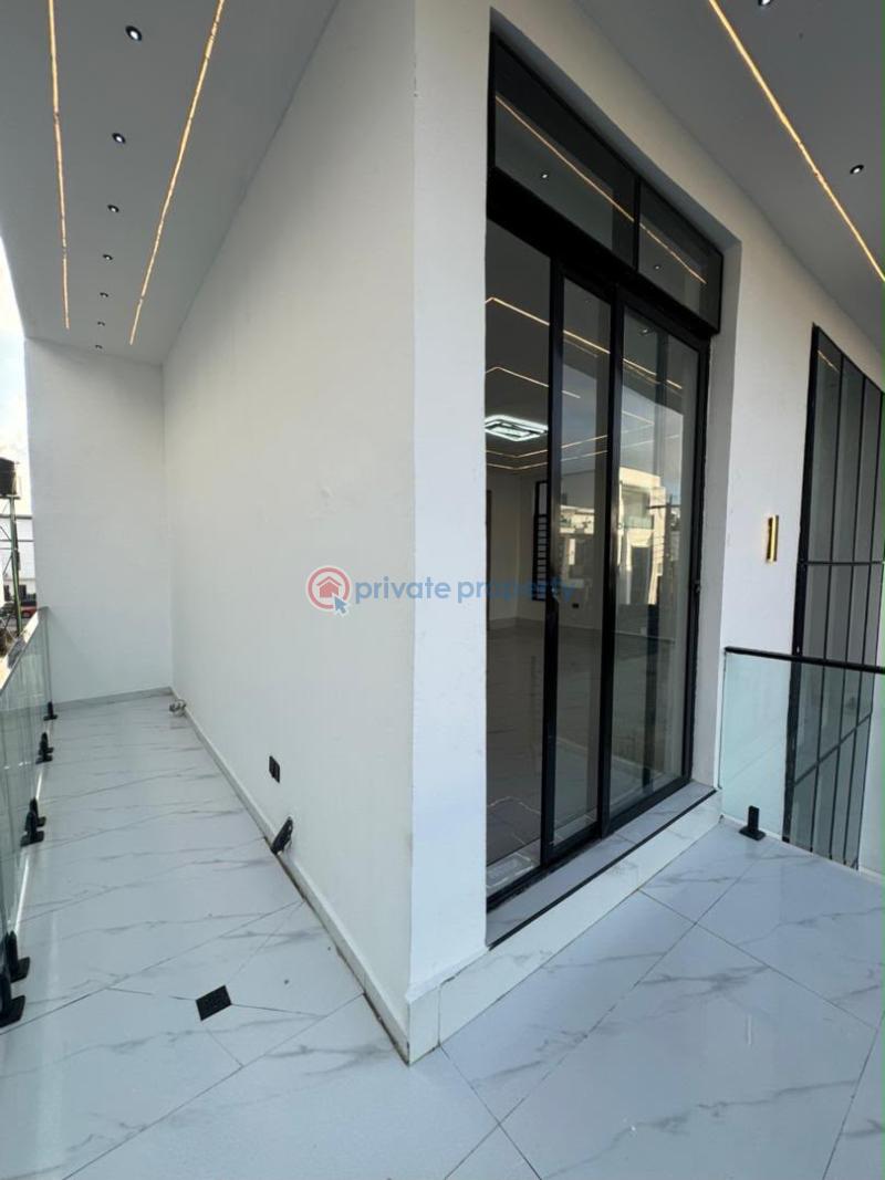 5 bedroom Detached Duplex For Sale Chevron Lekki Lagos - 3