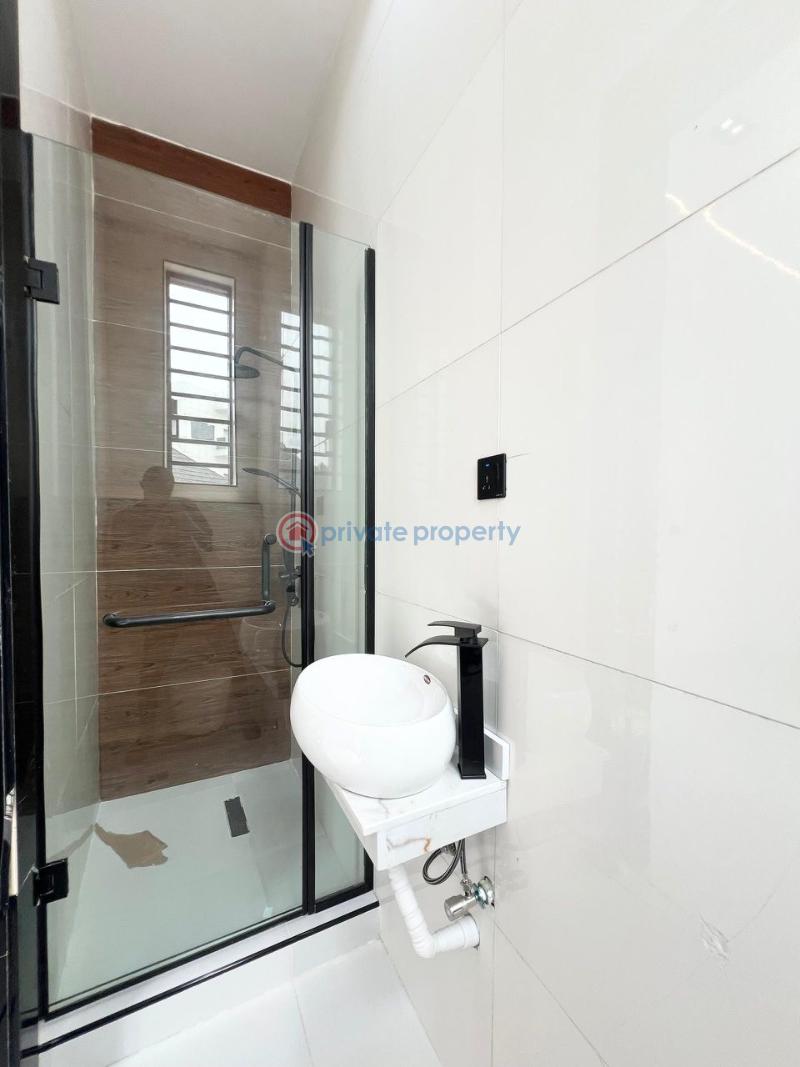 5 bedroom Duplex For Sale Ikota Lekki Lagos - 16