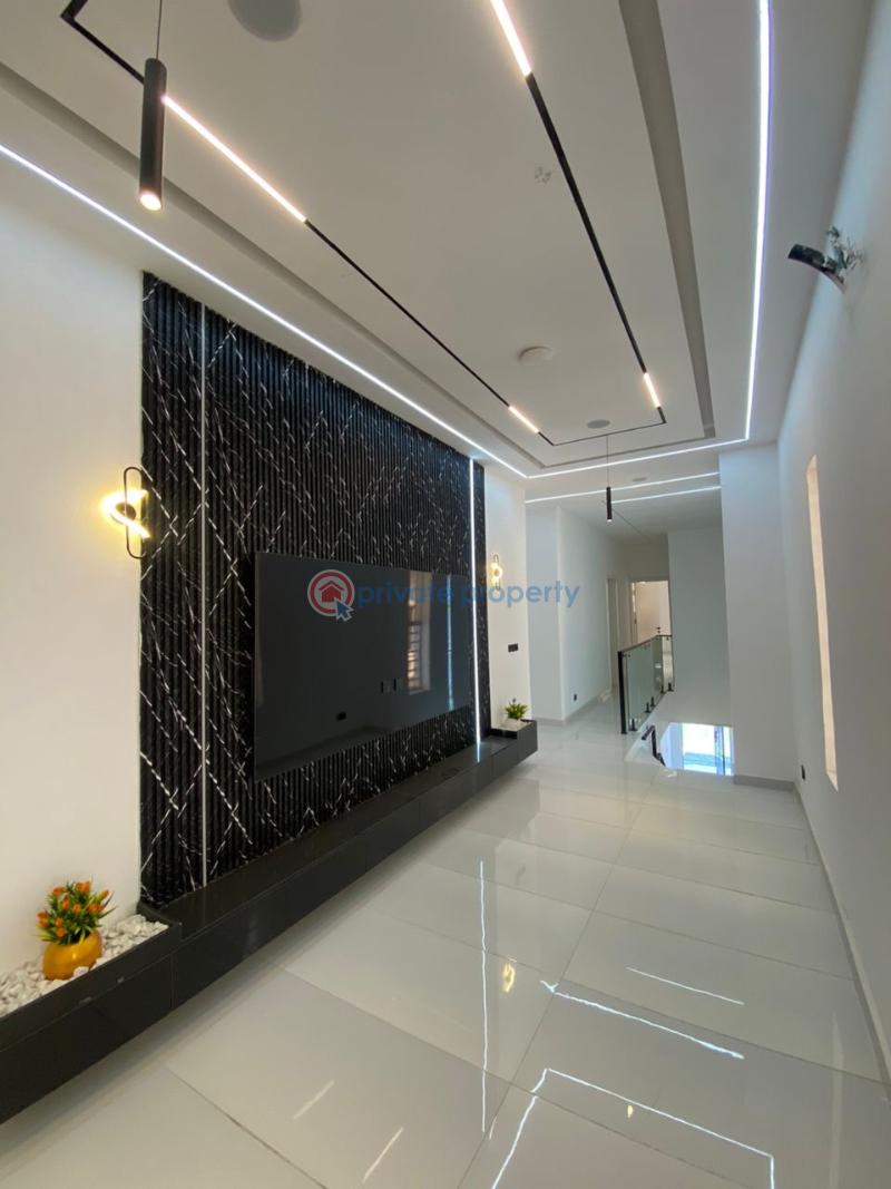 5 bedroom Detached Duplex For Sale Ologolo Lekki Lagos - 1