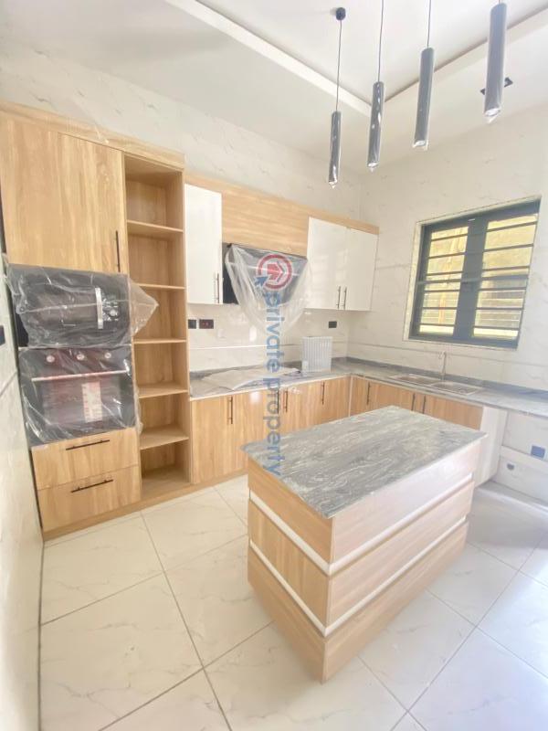 4 bedroom Detached Duplex For Sale Orchid Road Lekki Lagos State. Ikota Lekki Lagos - 3