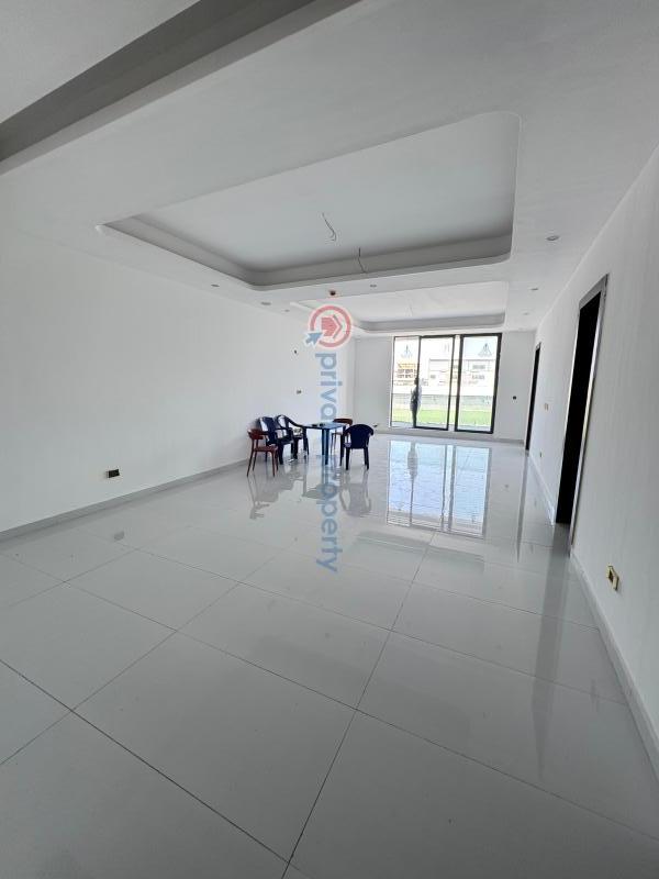Spacious newly built 2bedroom flat with gym - 1 2 bedroom Block Of Flats For Sale Lekki Phase 1 Lagos - 1