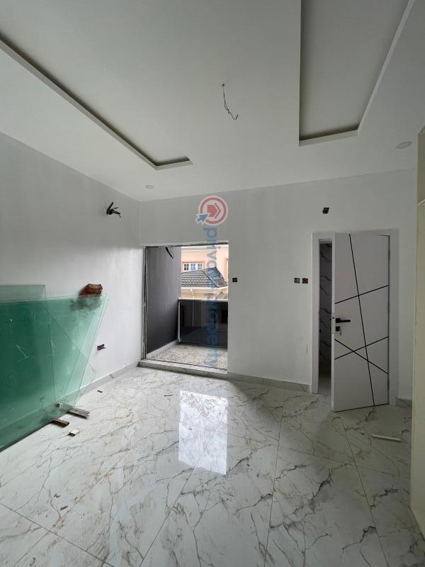 4 bedroom Semi detached Duplex For Sale Shonibare Estate Maryland Lagos - 6