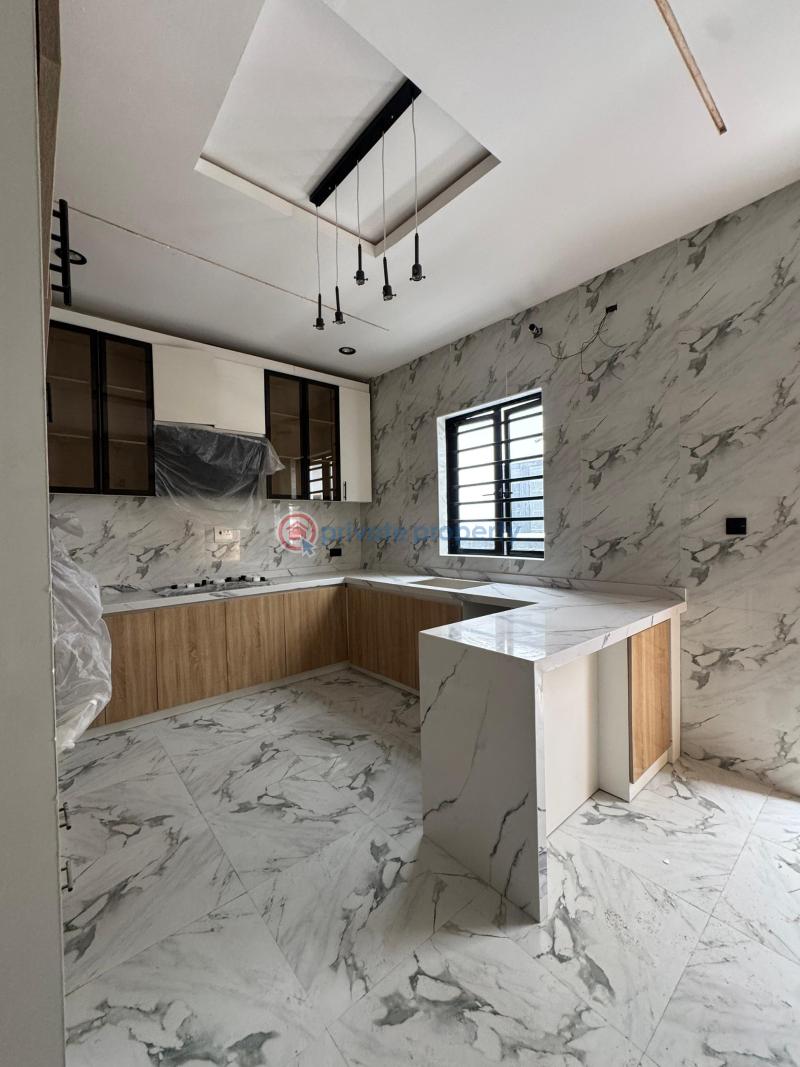 4 bedroom Semi detached Duplex For Sale Idado Lekki Lagos - 4