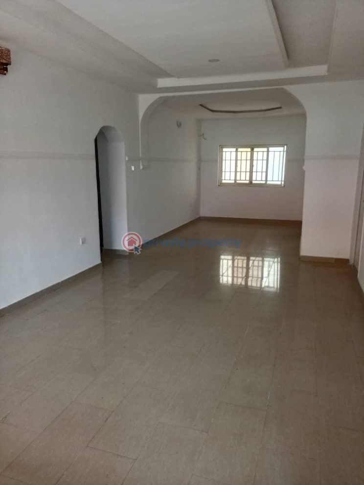 3 bedroom Block Of Flats For Rent Utako Abuja Phase 2  - 2