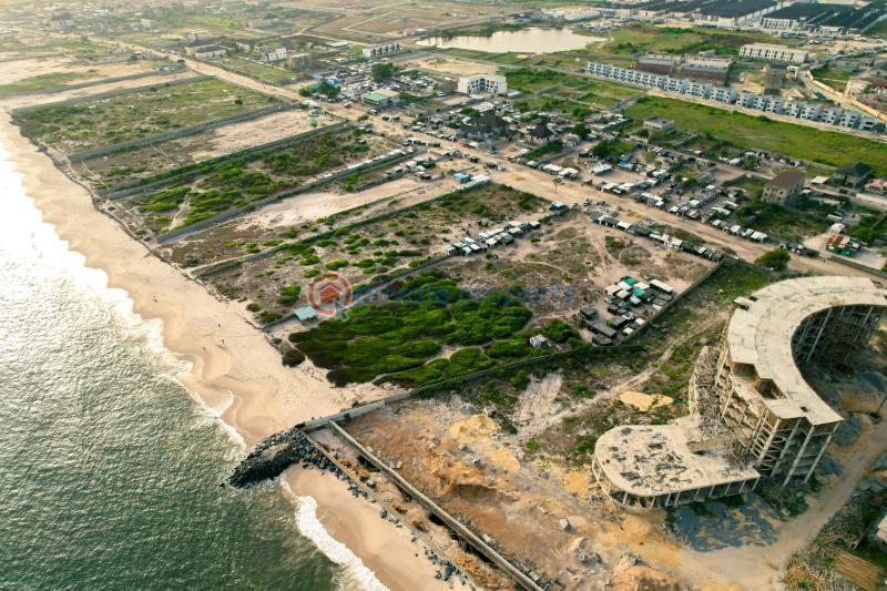 Mixed use Land For Sale Directly In Front Of Calabar Coastal Road Lafiaji Lekki Lagos