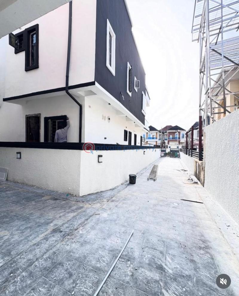 4 bedroom Detached Duplex For Sale Gated Estate Chevron Chevron Drive Lekki Lagos - 9