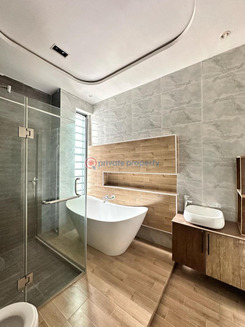 4 bedroom Semi detached Duplex For Sale Ologolo Lekki Lagos - 3