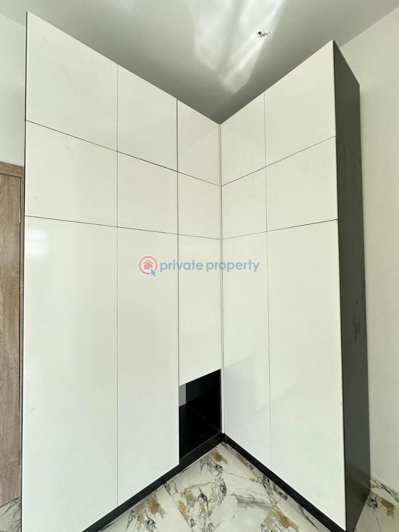 4 bedroom Semi detached Duplex For Sale Ikota Lekki Lagos - 3