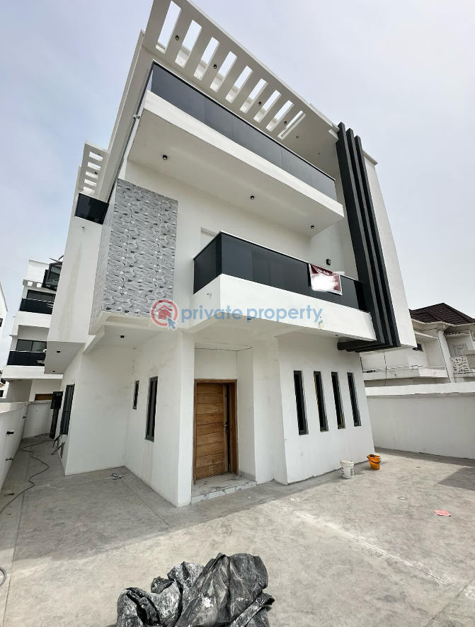 5 bedroom Detached Duplex For Sale Ologolo Lekki Lagos - 0