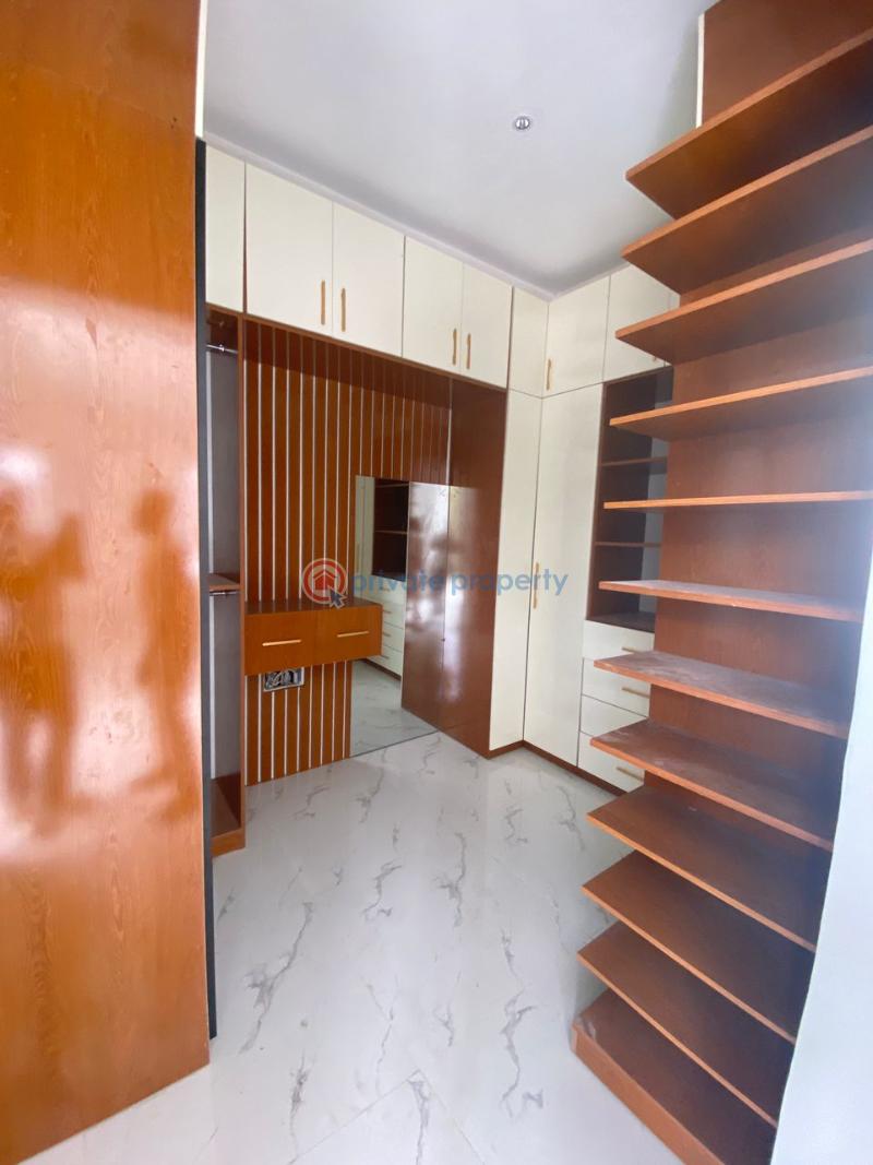 Ravising 5bedroom fully detached duplex with study,cenima,pool & bq - 11 5 bedroom Detached Duplex For Sale Ikota Lekki Lagos - 11