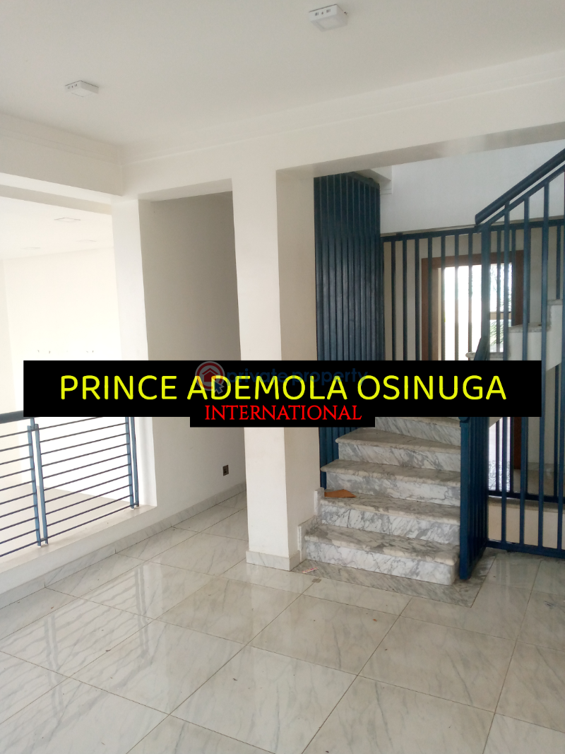 Reasonably priced 4 bedroom detached house within shared premises + bq+ shared pool - 8 4 bedroom Detached Duplex For Rent Old Ikoyi Lagos - 8